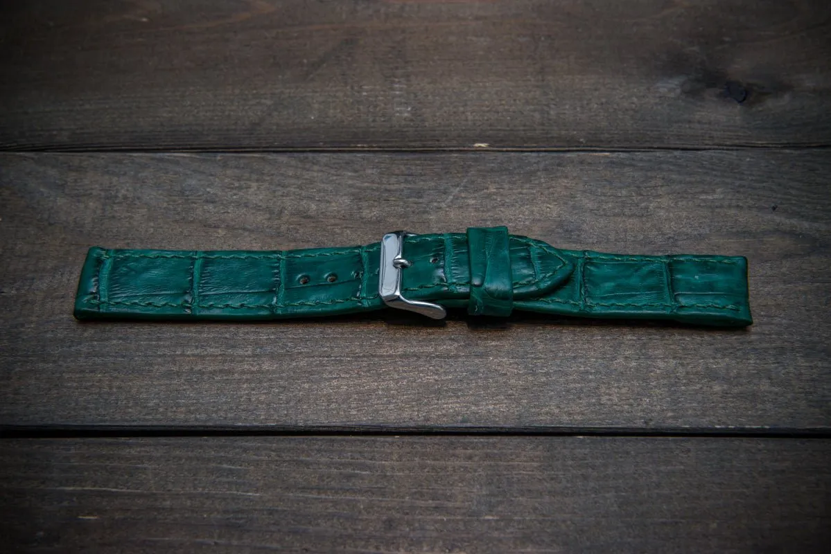 Alligator watch strap, Green matte.