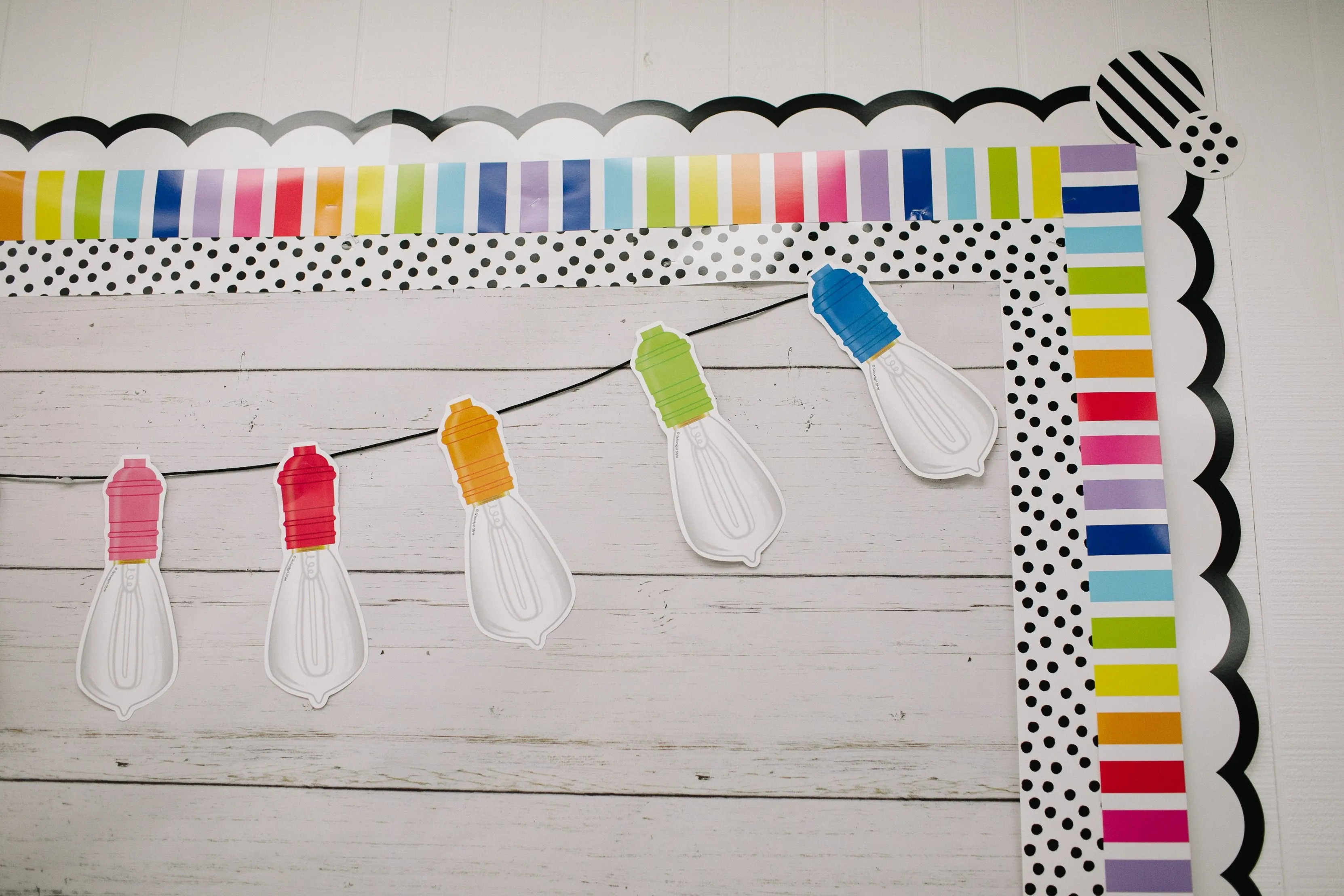 Black and White Painted Dot | Bulletin Board Border | Simply Stylish | Schoolgirl Style